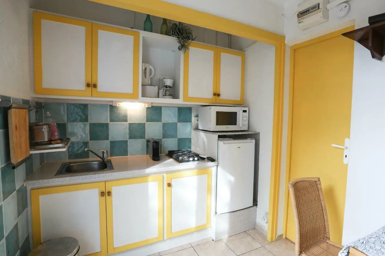 Appartement Au Grand sud à Hyères 0*,